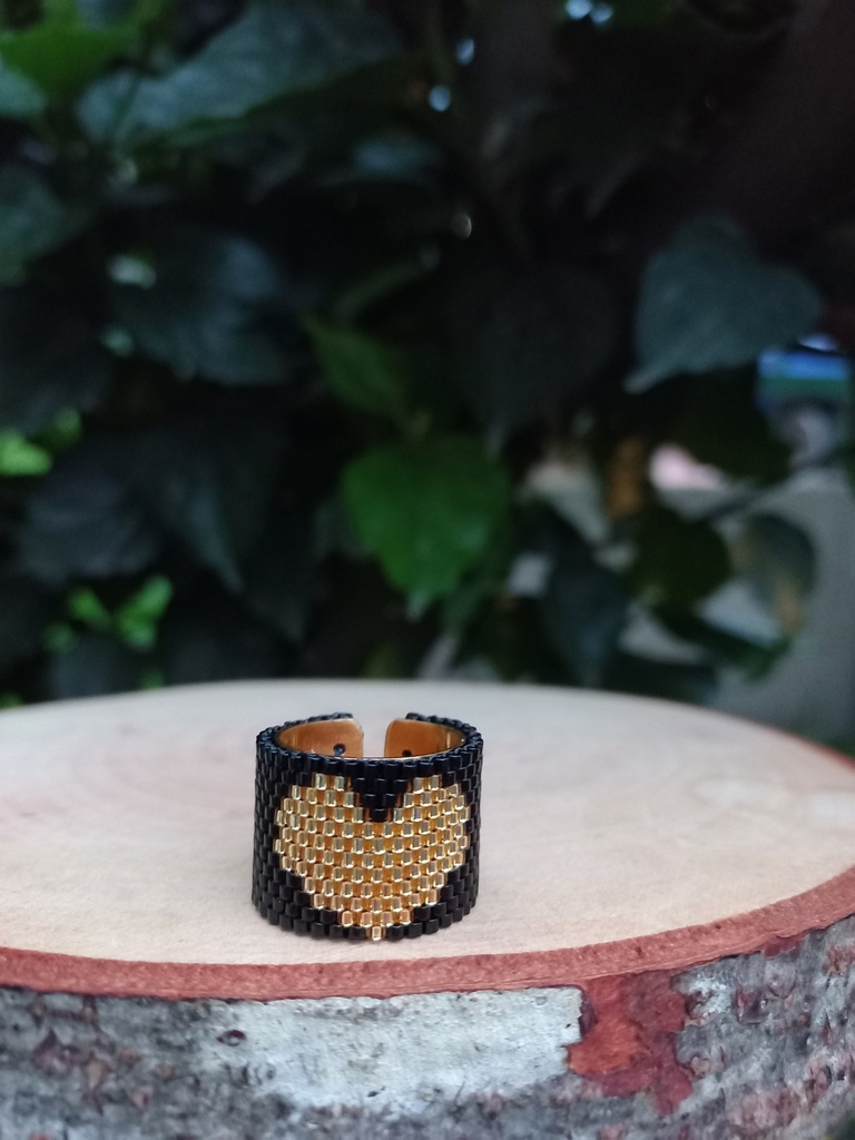 Anillo corazon dorado