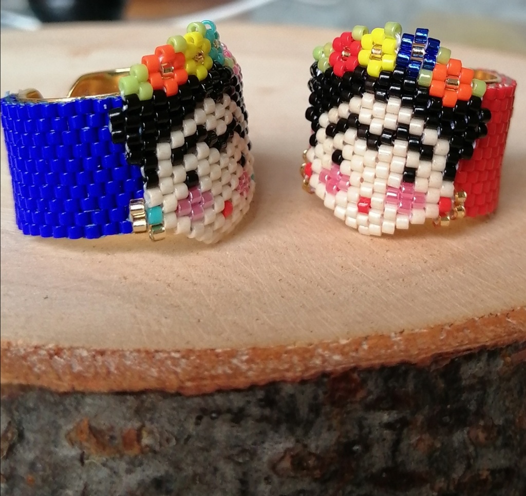 Anillo Frida con base ajustable