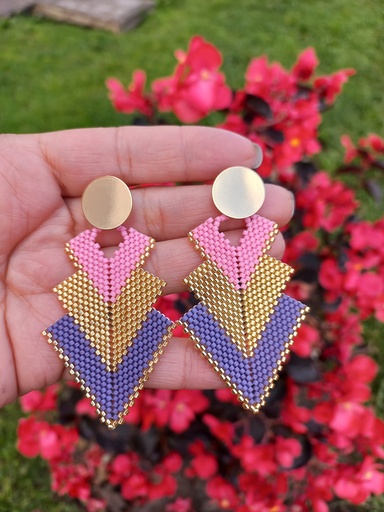 Aretes flecha tricolor