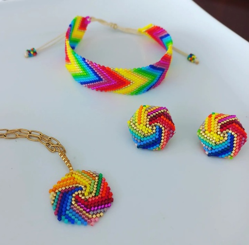 Juego multicolor